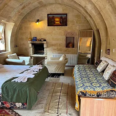 Yesiloez Cave 3* Ουργκούπ