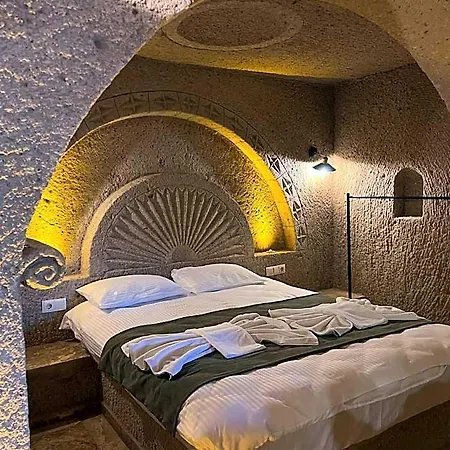 Yesiloez Cave 3* Ουργκούπ